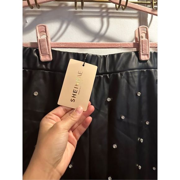 Shein Rhinestone Flare Leg Leather Pant NWT Small - Picture 5 of 7